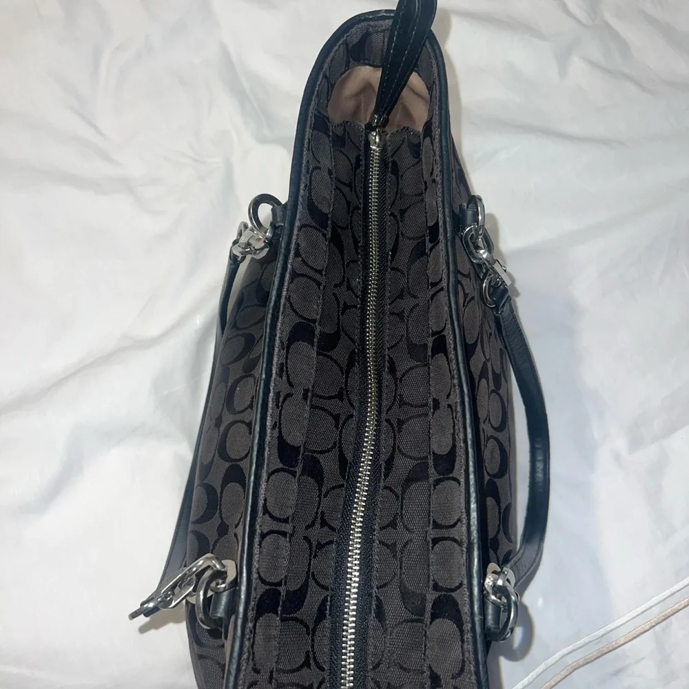 Coach stylish tote